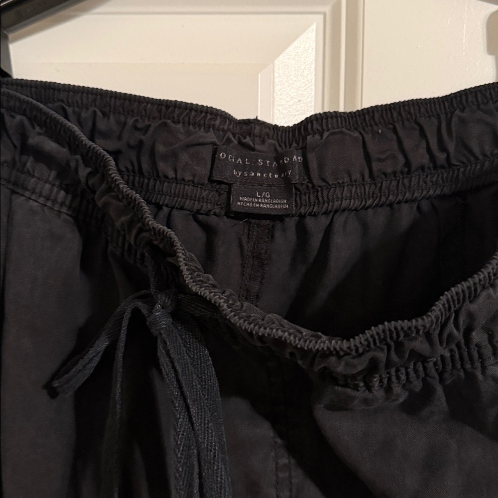 Women’s Black/grey Cargo Pants - Picture 3 of 4